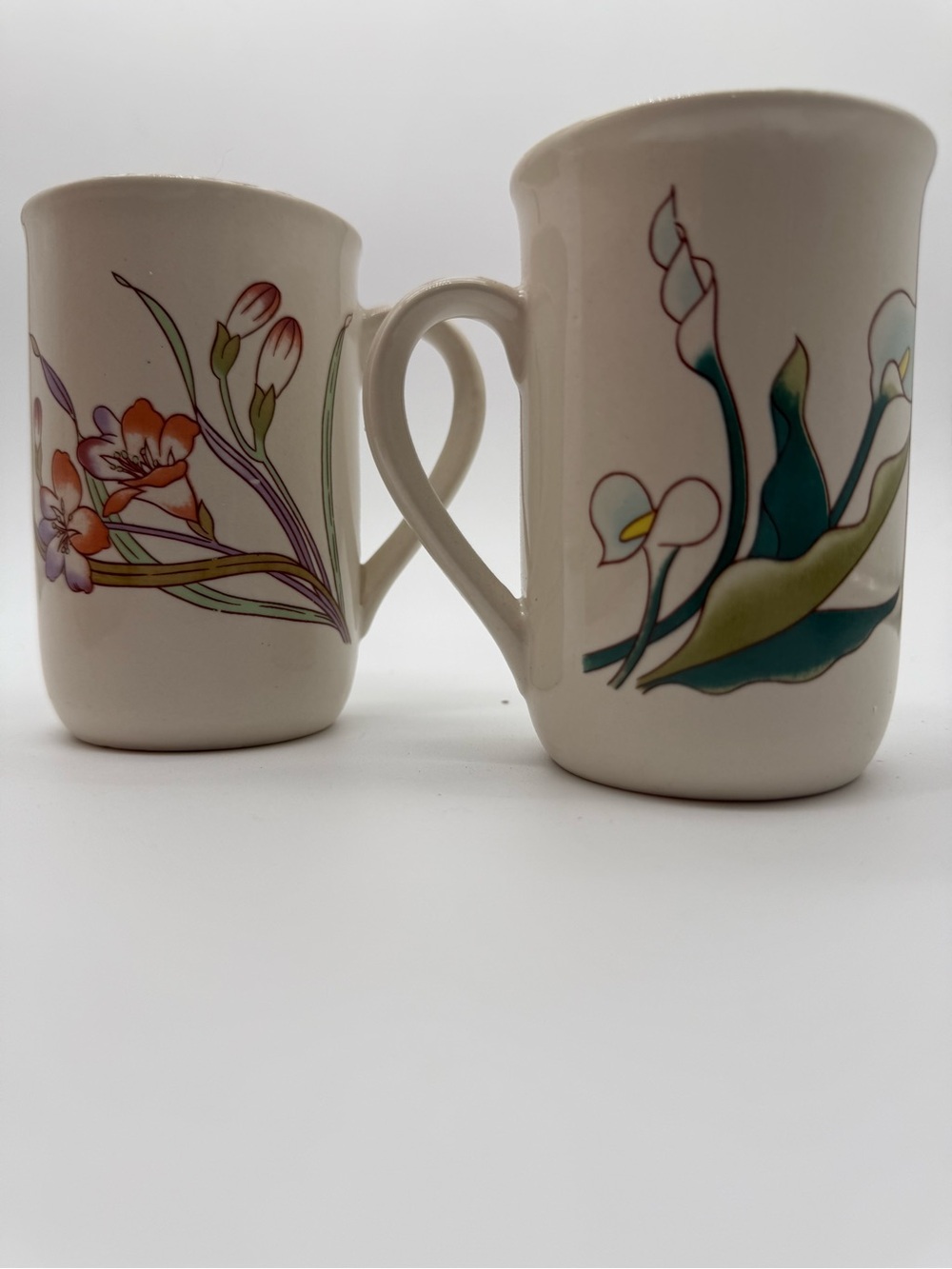 Vintage 1979 Made in China Floral Ceramic Mugs Set of 6 Original Box